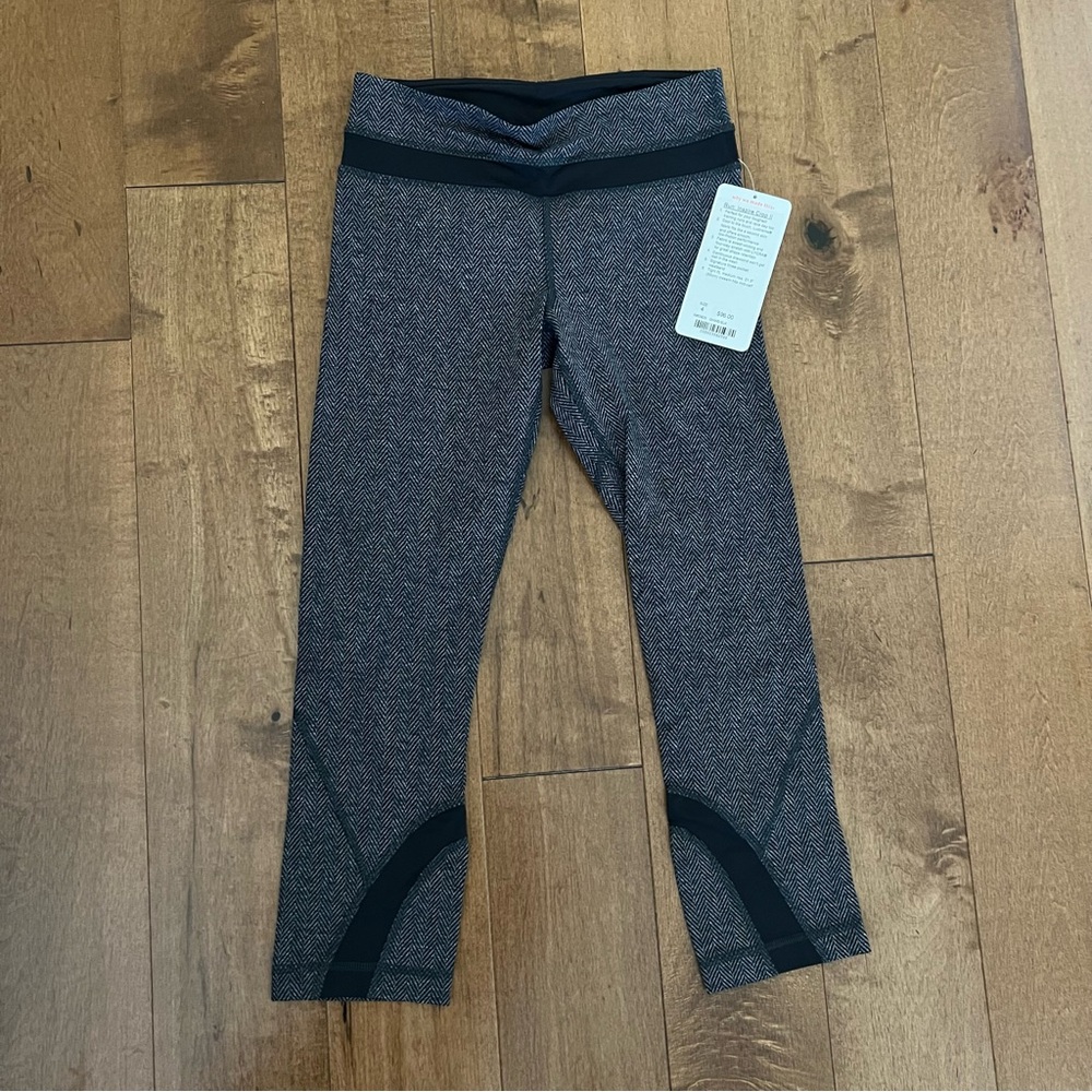 NWT Lululemon crop run leggings